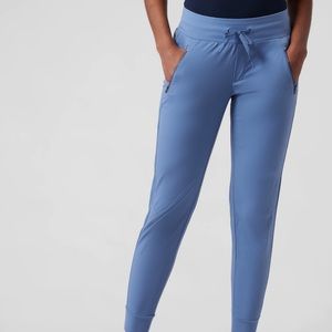 Athleta Trekkie North Jogger
